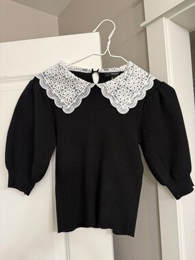 FOREVER 21 Black Puff Sleeve Knit Top with White Lace Oversized Collar SMALL